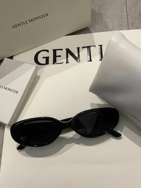 GENTLE MONSTER Accessories - Maison Margiela x Gentle Monster Black Oval Sunglasses Designer Collab